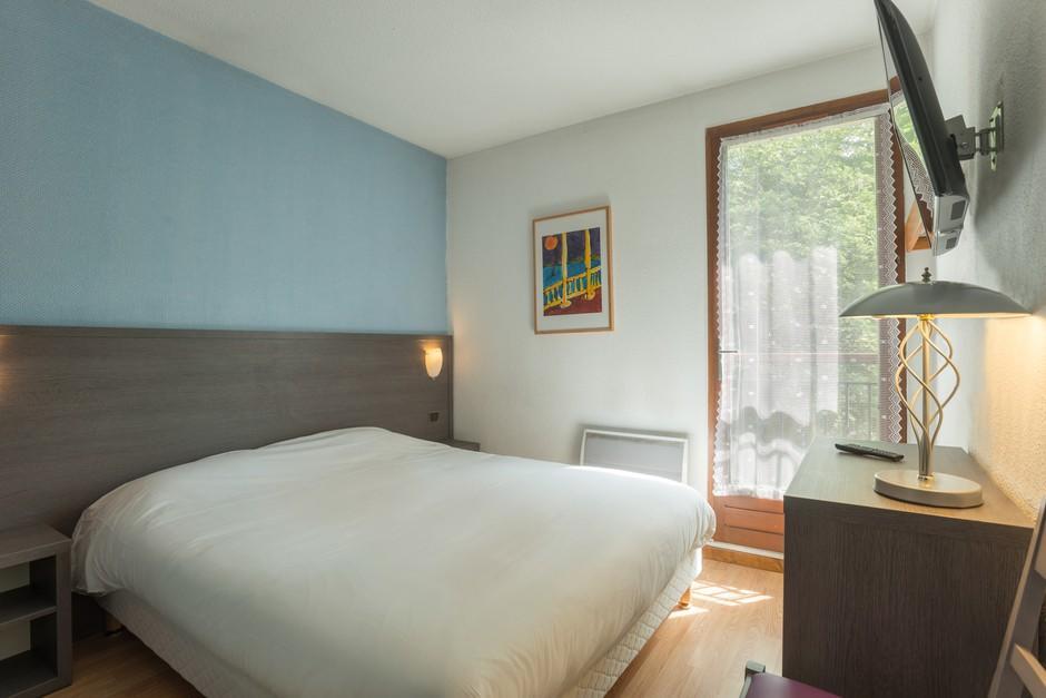 Hotellerie De La Cascade Saint-Genis-les-Ollières Екстериор снимка